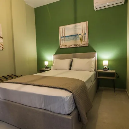 Swan Paradise Bed & Breakfast 3*