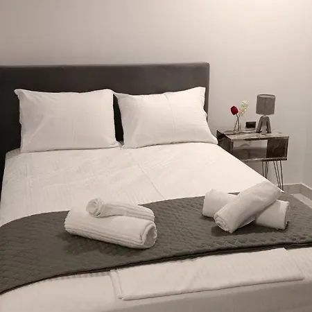 Swan Paradise לינה וארוחת בוקר