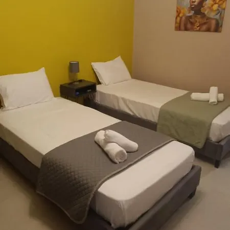Swan Paradise Bed & Breakfast