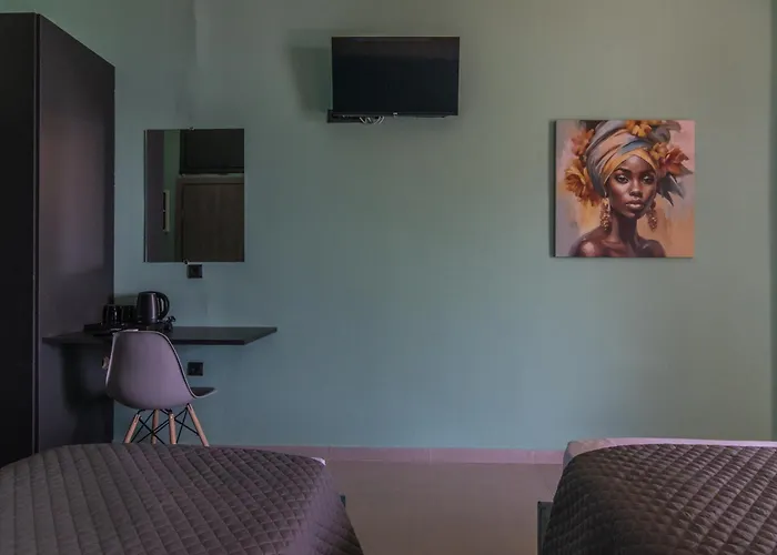 Swan Paradise Panzió Toló