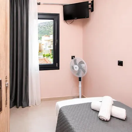Swan Paradise 3*