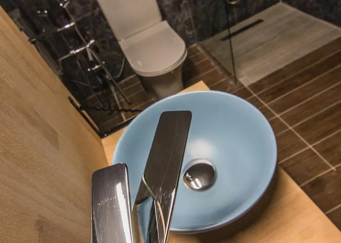 Bed & Breakfast Swan Paradise Tolo