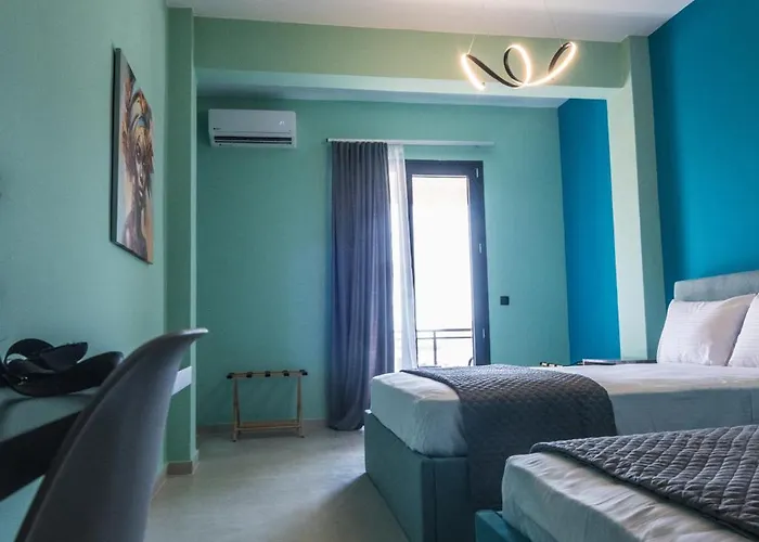 Swan Paradise Bed & Breakfast Tolo