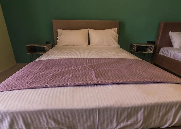 Bed & Breakfast Swan Paradise 3*