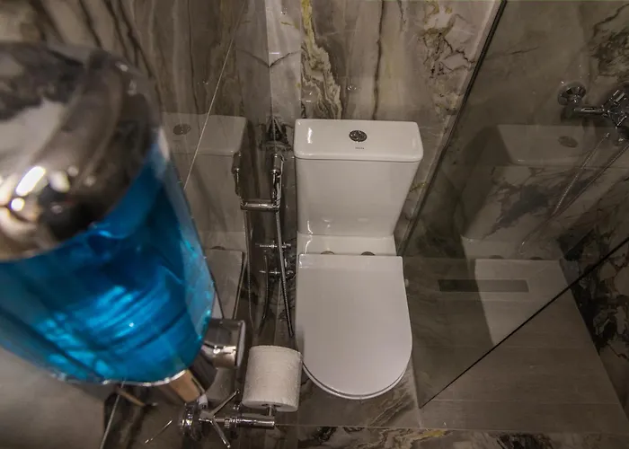 Swan Paradise Bed & Breakfast Tolo