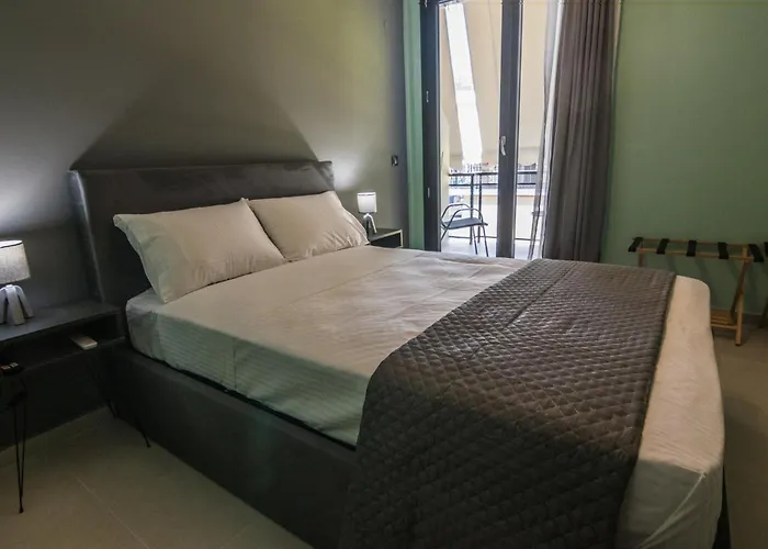 Bed & Breakfast Swan Paradise Tolo