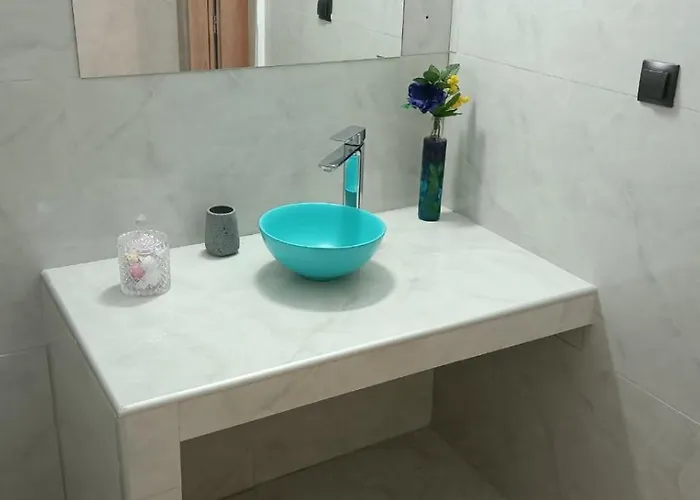 Bed & Breakfast Swan Paradise Tolo